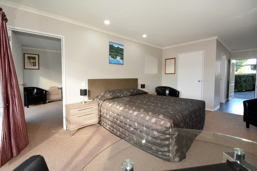 Otago Peninsula Motel Portobello Екстериор снимка